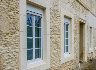 Présentation de l'entreprise LS RÉNOVATION spécialisée dans la rénovation de façade en pierre à Asnières-en-Bessin